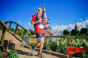 BIB: 5141
                            <button type="button" onclick="openModal(19230606)" class="btn btn-primary btn-sm float-right btn-popup" data-toggle="modal" data-target=".modal-high-quality">
                        <i class="fas fa-shopping-cart"></i> Add to Cart
                    </button>
                                            <button type="button" onclick="isThisMe(19230606, true)" class="btn btn-success btn-sm float-right btn-popup btn-isme hidden" data-toggle="tooltip" data-placement="bottom" title="นี่คือรูปของคุณใช่ไหม คลิกที่นี่เพื่อเอาเข้าอัลบั้ม">
                        <i class="fas fa-plus"></i> Add to album
                    </button>
                    <button type="button" onclick="isThisMe(19230606, false)" class="btn btn-warning btn-sm float-right btn-popup btn-isnotme hidden">
                        <i class="fas fa-ban"></i> Remove from album
                    </button>